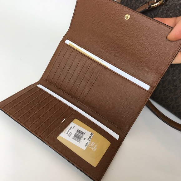 🎁SALE🎁 Michael Kors Sofia Large Tote & Wallet - Picture 7 of 8